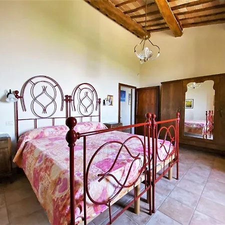 In With Garden Views Casa de Férias *