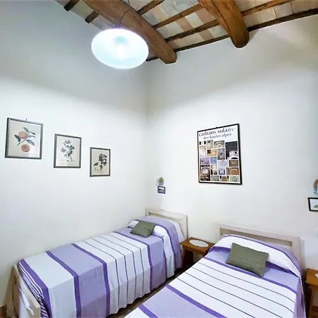 In With Garden Views