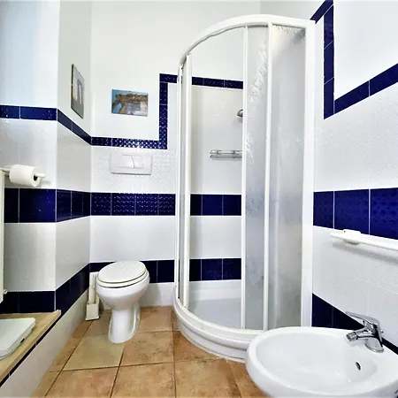 Σπίτι διακοπών In With Garden Views *