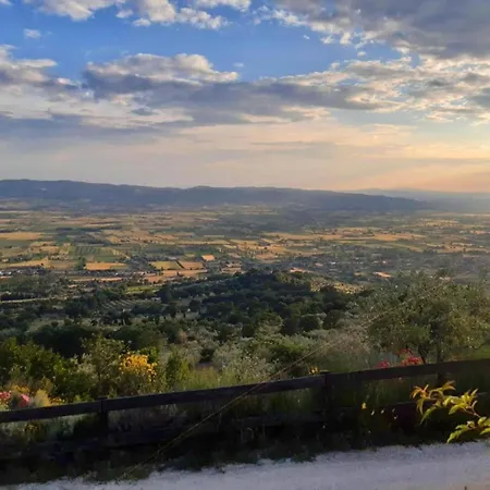 In With Garden Views Σπίτι διακοπών Ασίζη